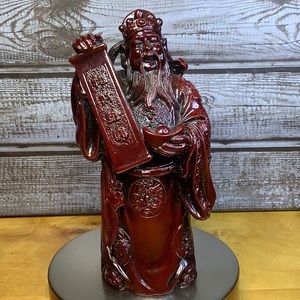 Wise man resin statue very detailed